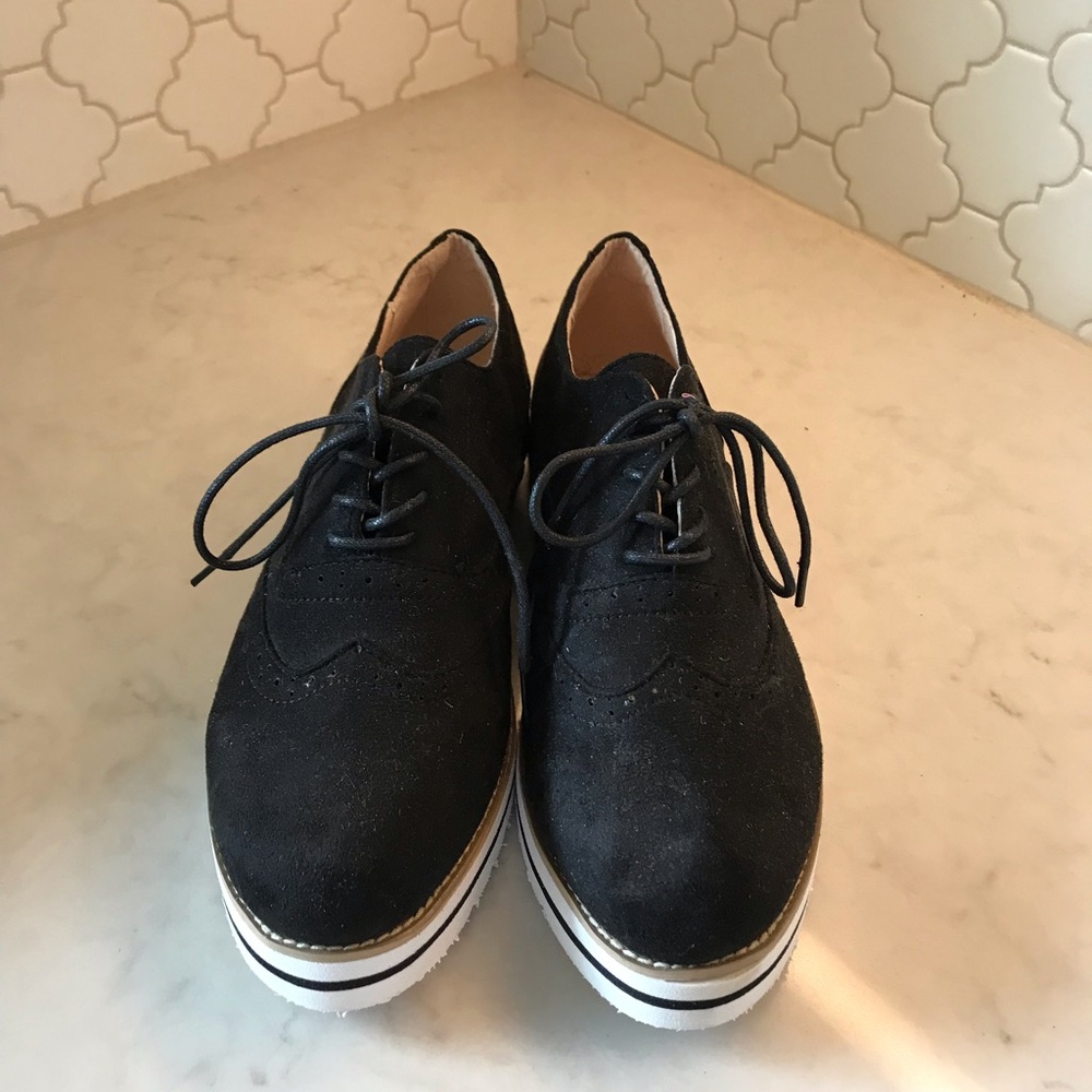 Black shoes